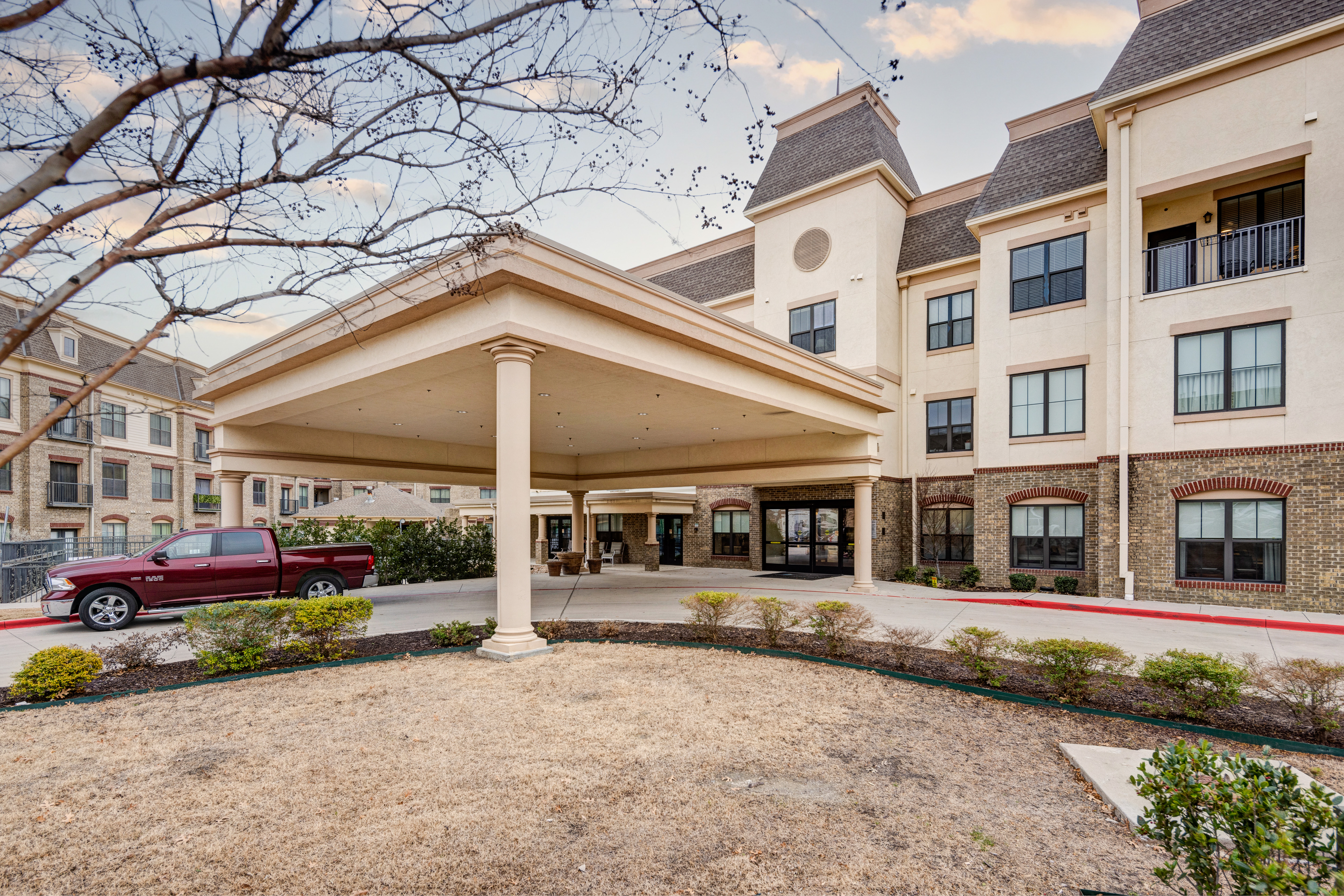 Discovery Village Castle Hills Independent Living_31
